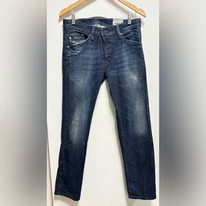 Diesel Dark Blue DARRON
REGULAR SLIM TAPERED size 30